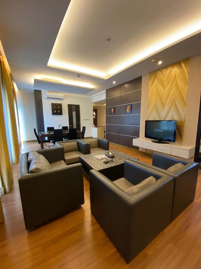 Golden Flower By Kagum Hotels Bandung Esterno foto