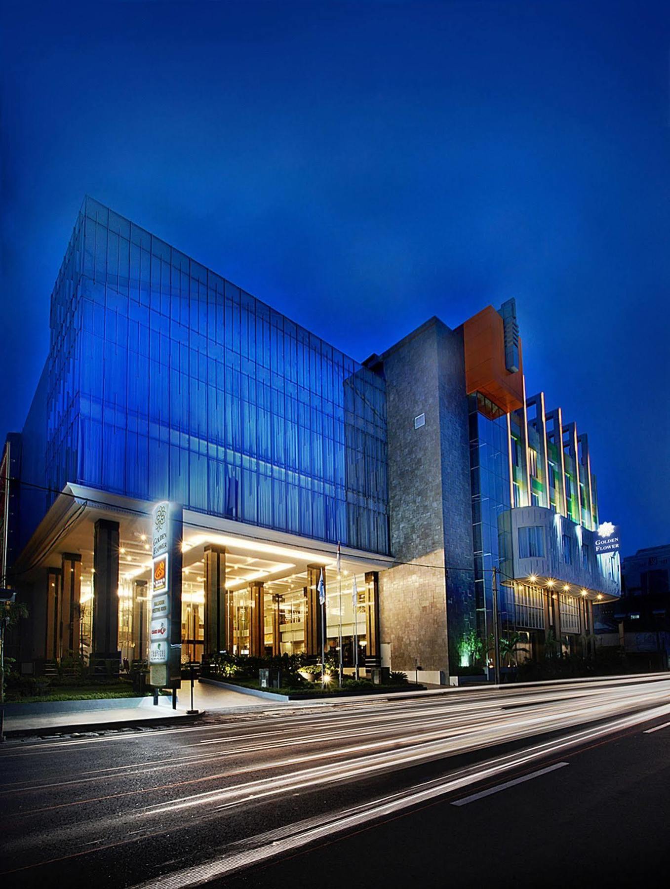 Golden Flower By Kagum Hotels Bandung Esterno foto